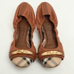 Burberry Brown Leather and Nova Check Coated Canvas Drayton Twistlock Scrunch Ballet Flats Size 37