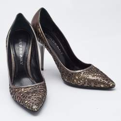 Burberry Metallic Grey Laser Cut Leather And Nova Check Pointed Toe Pumps Size 38