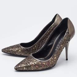 Burberry Metallic Grey Laser Cut Leather And Nova Check Pointed Toe Pumps Size 38