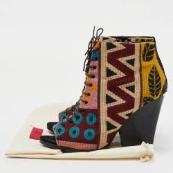 Burberry Multicolor Canvas Virginia Tapestry Printed Lace Up Ankle Length Boots Size 39