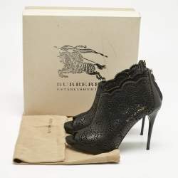 Burberry Black Laser Cut Leather Caythorpe Ankle Booties Size 39