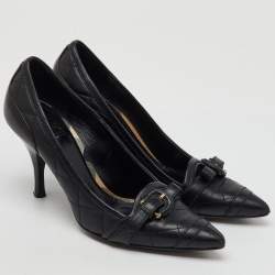Burberry Black Quilted Leather Buckle Detail Pointed Toe Pumps Size 36