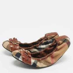 Pre Owned Burberry Multicolor Nova Check Canvas and Leather Buckle Scrunch Ballet Flats Size 38