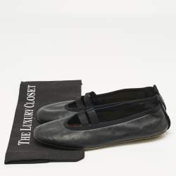 Pre Owned حذاء باليرينا فلات بربري جلد أسود غريس مقاس 39