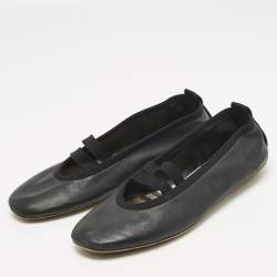 Pre Owned حذاء باليرينا فلات بربري جلد أسود غريس مقاس 39