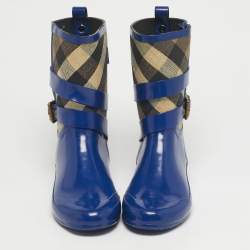 مملوكة مسبقًا Burberry Beige/Blue House Check Canvas and Blue Rubber Rain Boots Size 39