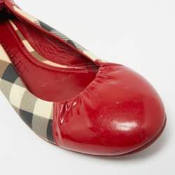 Pre Owned Burberry Red/Beige Patent Leather and Nova Check Canvas Scrunch Ballet Flats Size 38