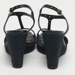 Pre Owned صندل كعب روكي بربري إسبادريل كانفاس وكعب وروكي جلد لامع بيج/أسود مقاس 38