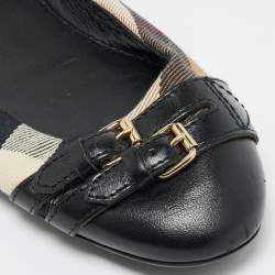 Pre Owned حذاء فلات باليه بربري تفاصيل إبزيم افونويك جلد وكانفاس كاروهات نوفا بيج مقاس 38