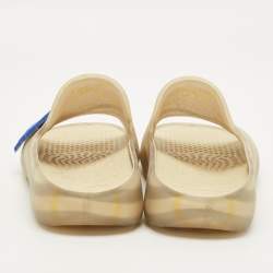 مملوكة مسبقًا حذاء فلات مطاطي بربري مربعات هايماركت أصفر مقاس 40