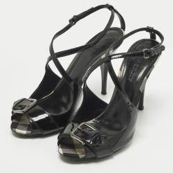 مملوكة مسبقًا Burberry Size 41 Black Patent Leather Buckle Detail Strap Sandals