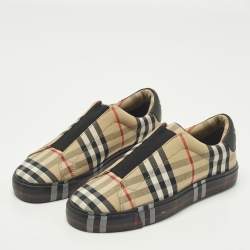 مملوكة مسبقًا حذاء رياضي بربري كانفاس هاوس تشيك بيج هارت سليب أون مقاس 38