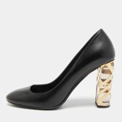 مملوكة مسبقًا Burberry Size 39 Black Leather Caged Block Heel Pumps