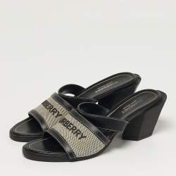 Pre Owned صندل بربري قماش وجلد أسود/أبيض مقاس 37