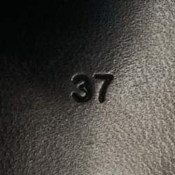 Pre Owned صندل بربري قماش وجلد أسود/أبيض مقاس 37