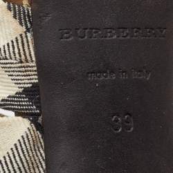 Pre Owned صندل بربري نوفا تشيك قماشي متعدد الألوان مع مسامير وحيد مرتفع مقاس 39