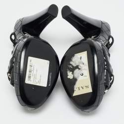 Pre Owned Burberry Size 38 Black Quilted Patent Leather Buckle Detail Platform Slingback Sandals