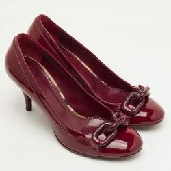Pre Owned Burberry Chain Detail Size 37 Red Patent Leather Pumps
