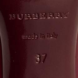 Pre Owned Burberry Chain Detail Size 37 Red Patent Leather Pumps
