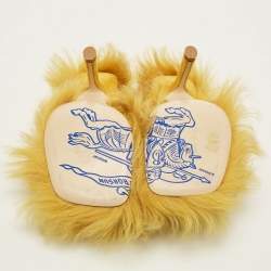 مملوكة مسبقًا Burberry Step Rose Size 38 Yellow Fur Velvet Thong Sandals