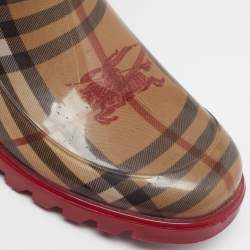 Pre Owned بوت للمطر بربري مطاطي بيج كاروهات هاوس مقاس 39