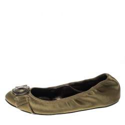 Pre Owned Burberry Green Satin Clasp Ballet Flats Size 37