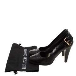 مملوكة مسبقًا Burberry Black Leather Embellished Pumps Size 39