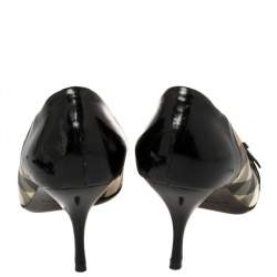 Pre Owned حذاء كعب عالي بربري مزين إبزيم مقدمة مفتوحة بلاستيك مشمع مربعات نوفا و جلد لامع أسود و بيج مقاس 39