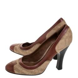 Pre Owned Burberry Brown/Beige Leather and Canvas Wooden Heel Pumps Size 40