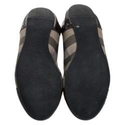 Pre Owned Burberry Burgundy Patent Leather And Nova Check Canvas Scrunch Ballet Flats Size 36