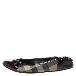 Pre Owned Burberry Burgundy Patent Leather And Nova Check Canvas Scrunch Ballet Flats Size 36
