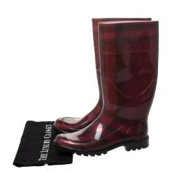 Pre Owned Burberry Red Novacheck Rubber Rain Boots Size 38