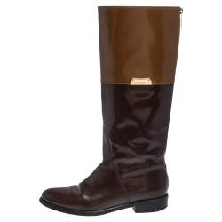 Pre Owned حذاء بوت للركبة بربري زخرفة شعار  جلد لونين مقاس 37