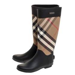 مملوكة مسبقًا Burberry Black House Check Fabric and Rubber Rain Boots Size 38