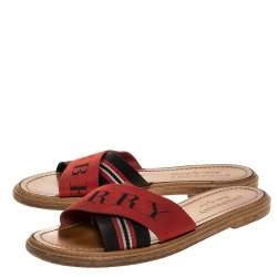 مملوكة مسبقًا صندل سلايد بربرى شعار فلات فولى نايلون أسود / أحمر مقاس 38.5