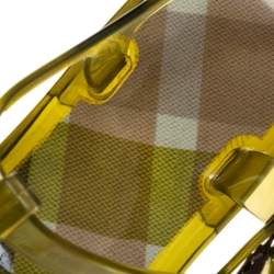 مملوكة مسبقًا Burberry Green And Check Jelly Thong Sandals Size 41