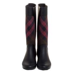 مملوكة مسبقًا حذاء بوت بربري للمطر مطاط وكانفاس نوفاتشيك أسود مقاس 41