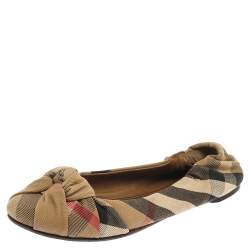 مملوكة مسبقًا حذاء باليرينا فلات بربري مزين فيونكة عقدة كانفاس مربعات نوفا بيج مقاس 38