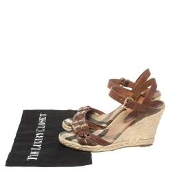 Pre Owned صندل بربري سير ملتف كعب روكي اسبادريل نعل سميك جلد و كانفاس بني مقاس 40