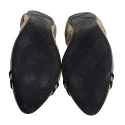 Pre Owned Burberry Beige/Black Leather And Canvas Scrunch Ballet Flats Size 39