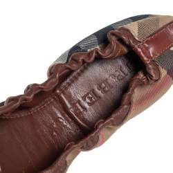 Pre Owned Burberry Multicolor Novacheck Canvas And Leather Buckle Scrunch Ballet Flats Size 39