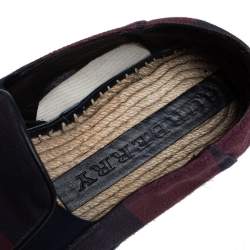 مملوكة مسبقًا Burberry Red/Purple Canvas Espadrille Flats Size 44