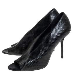 Pre Owned حذاء كعب عالي بربري جلد ثعبان أسود مقدمة مفتوحة مقاس 39