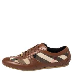 Pre Owned حذاء رياضي بربري جلد وكانفاس تشيك نوفا بيج / بني بعنق منخفض مقاس 40