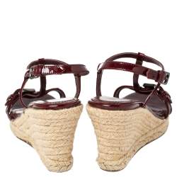 Pre Owned صندل كعب روكي بربري إسبادريل كانفاس كاروهات نوفا وجلد عنابي لامع  مقاس 37