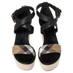 مملوكة مسبقًا صندل كعب روكي بربري إسبادريل كانفاس كاروهات نوفا وجلد أسود بنعل سميك مقاس 38.5