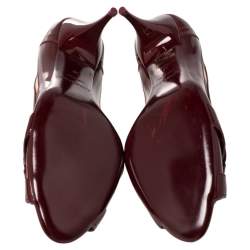 Pre Owned Burberry Burgundy Patent Leather And Nova Check Canvas Buckle Detail Peep Toe Pumps Size 40