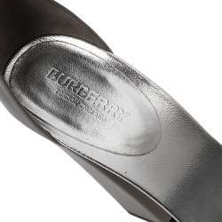 Burberry Cloud Grey Leather Hove Heel Ankle Strap Sandals Size 40