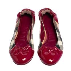 Pre Owned Burberry Pink Patent Leather and Nova Check Coated Canvas Scrunch Flats Size 38