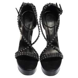 مملوكة مسبقًا صندل بربري نعل سميك مرصع سيور متعاكسة جلد أسود مقاس 39.5